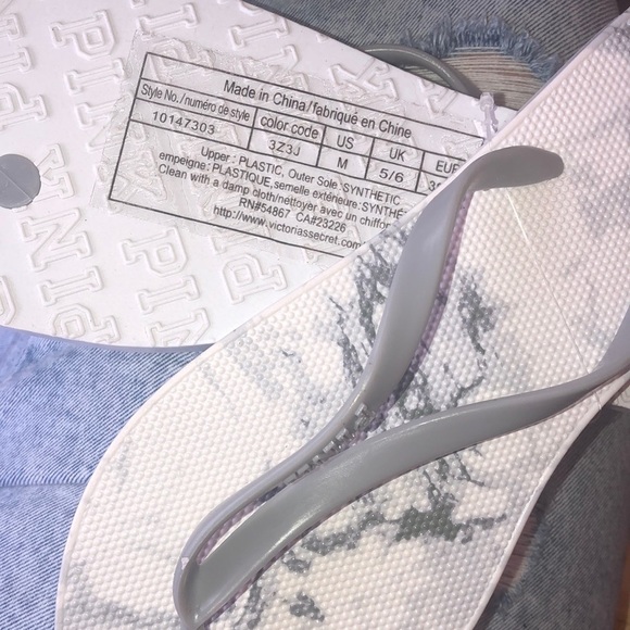 NEW with tags Flip flops - Picture 3 of 6